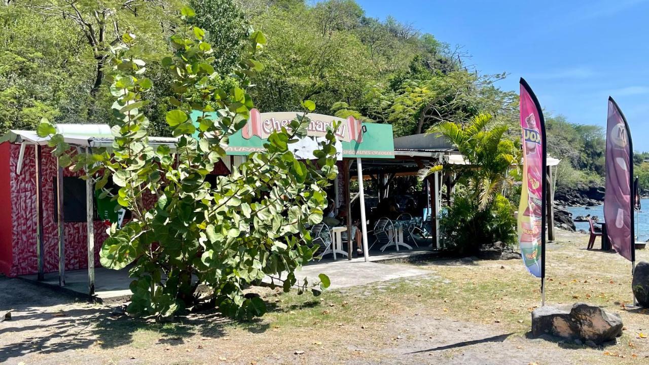 Location Gite Bungalow A 70M De La Plage Bouillante Bagian luar foto
