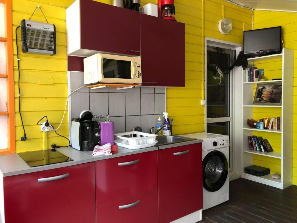 Location Gite Bungalow A 70M De La Plage Bouillante Bagian luar foto